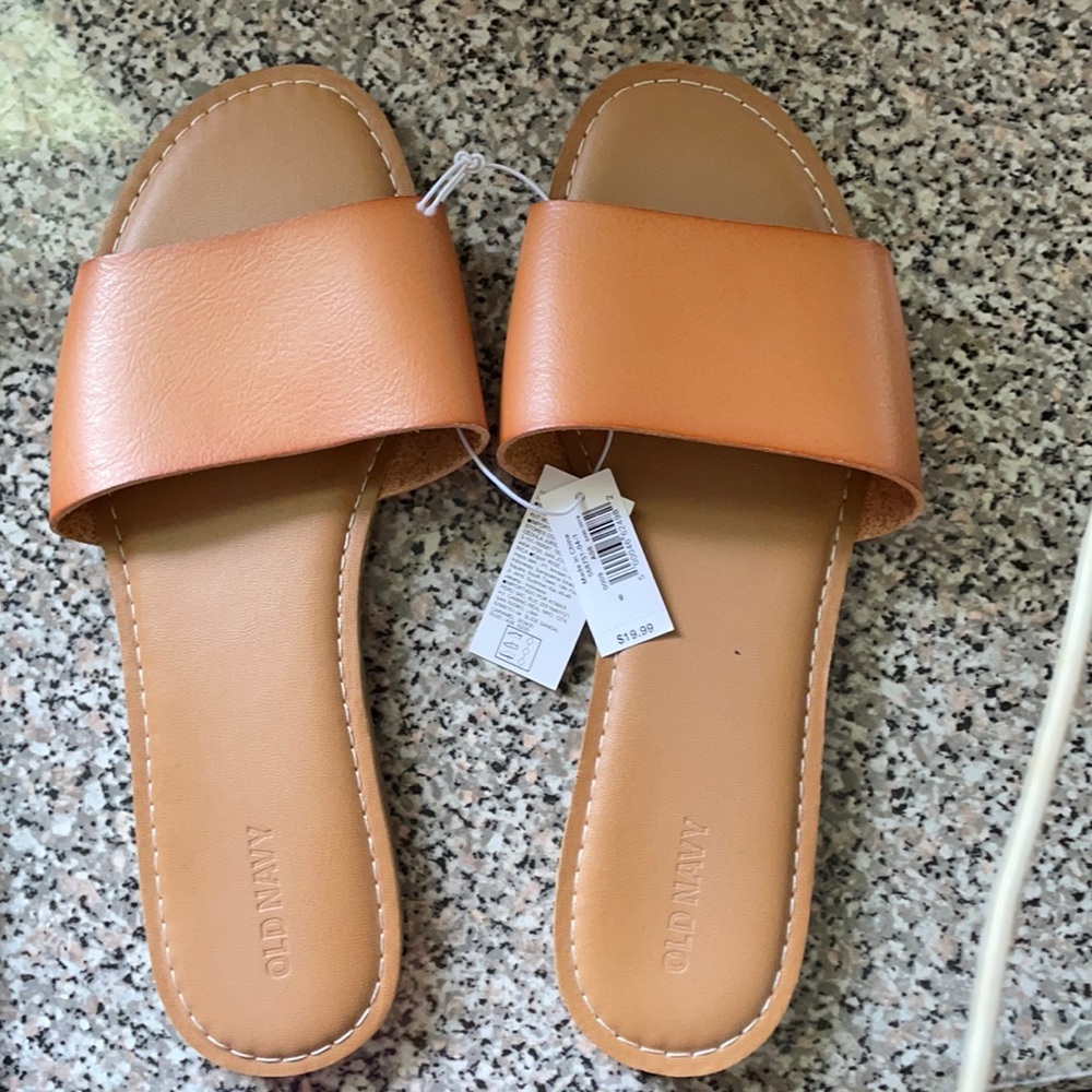 Slip on sandals NWT